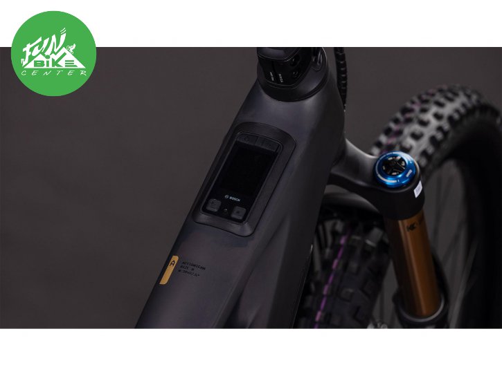 STEREO HYBRID ONE77 HPC AT