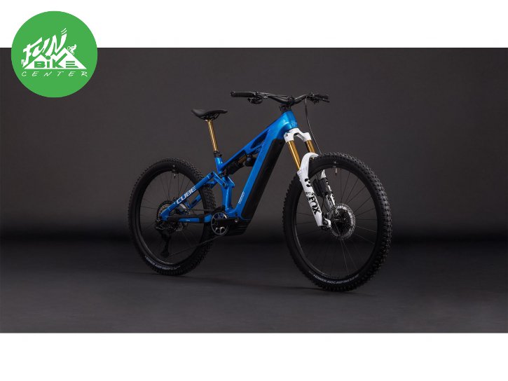 STEREO HYBRID ONE77 HPC AT