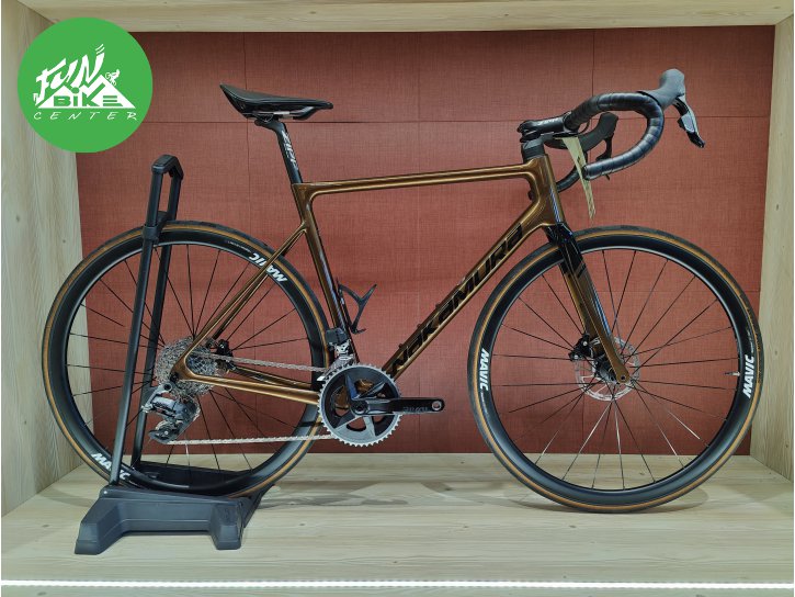 NAKAMURA CENTURY TEAM *2024* TAILLE M NAKAMURA CENTURY TEAM *2024* TAILLE M