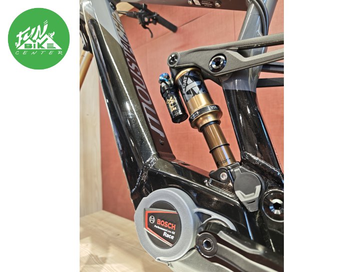 MOUSTACHE GAME LTD *2024* TAILLE M