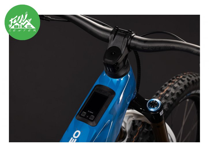 STEREO HYBRID ONE77 HPC AT